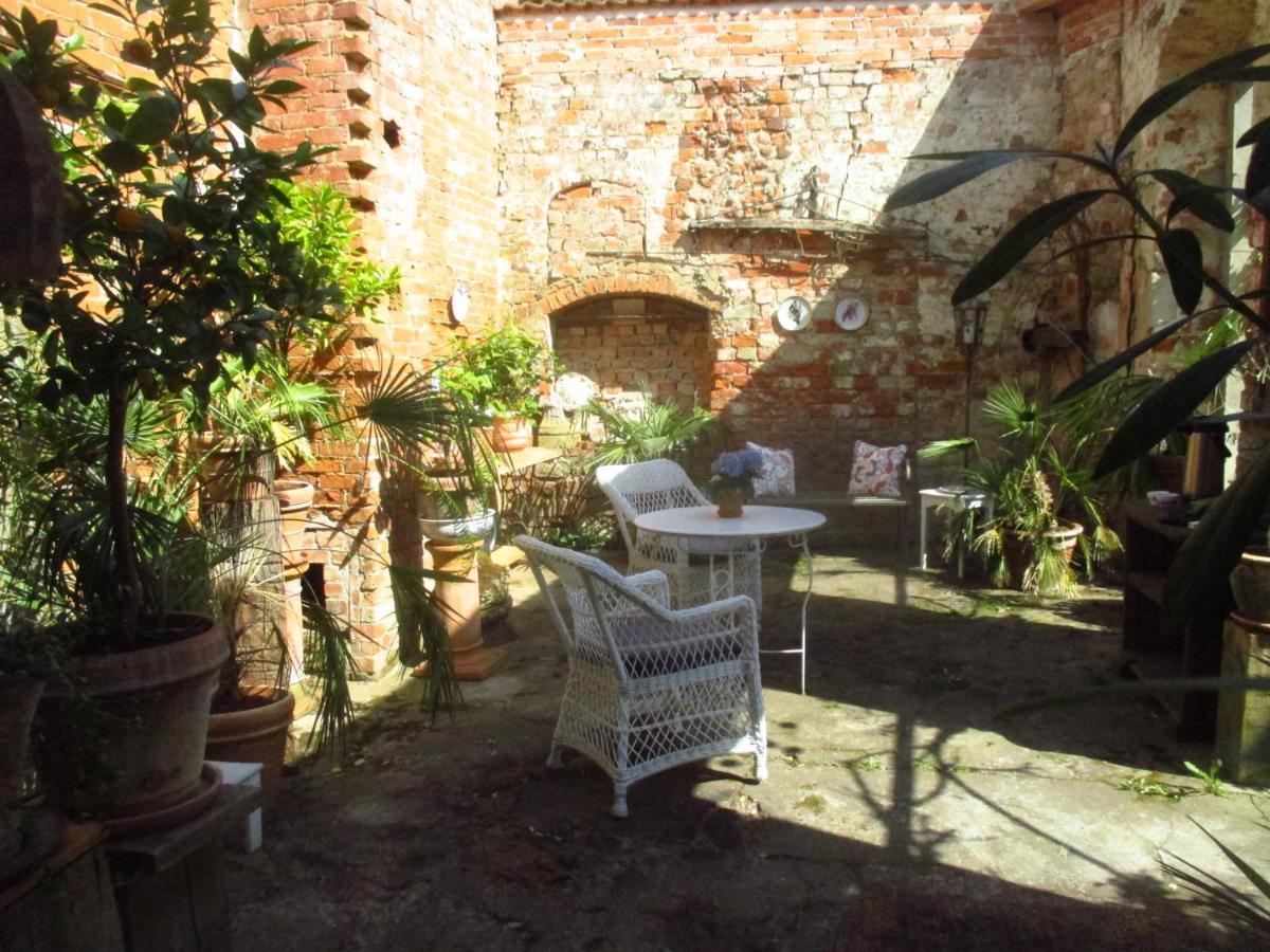 Gartenzimmer Im Schloss Neuhausen Neuhausen  Bagian luar foto